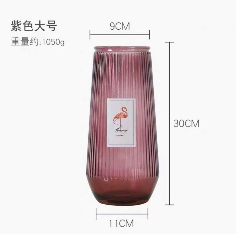 Glass flower arrangement bottle Glass flower arrangement bottle