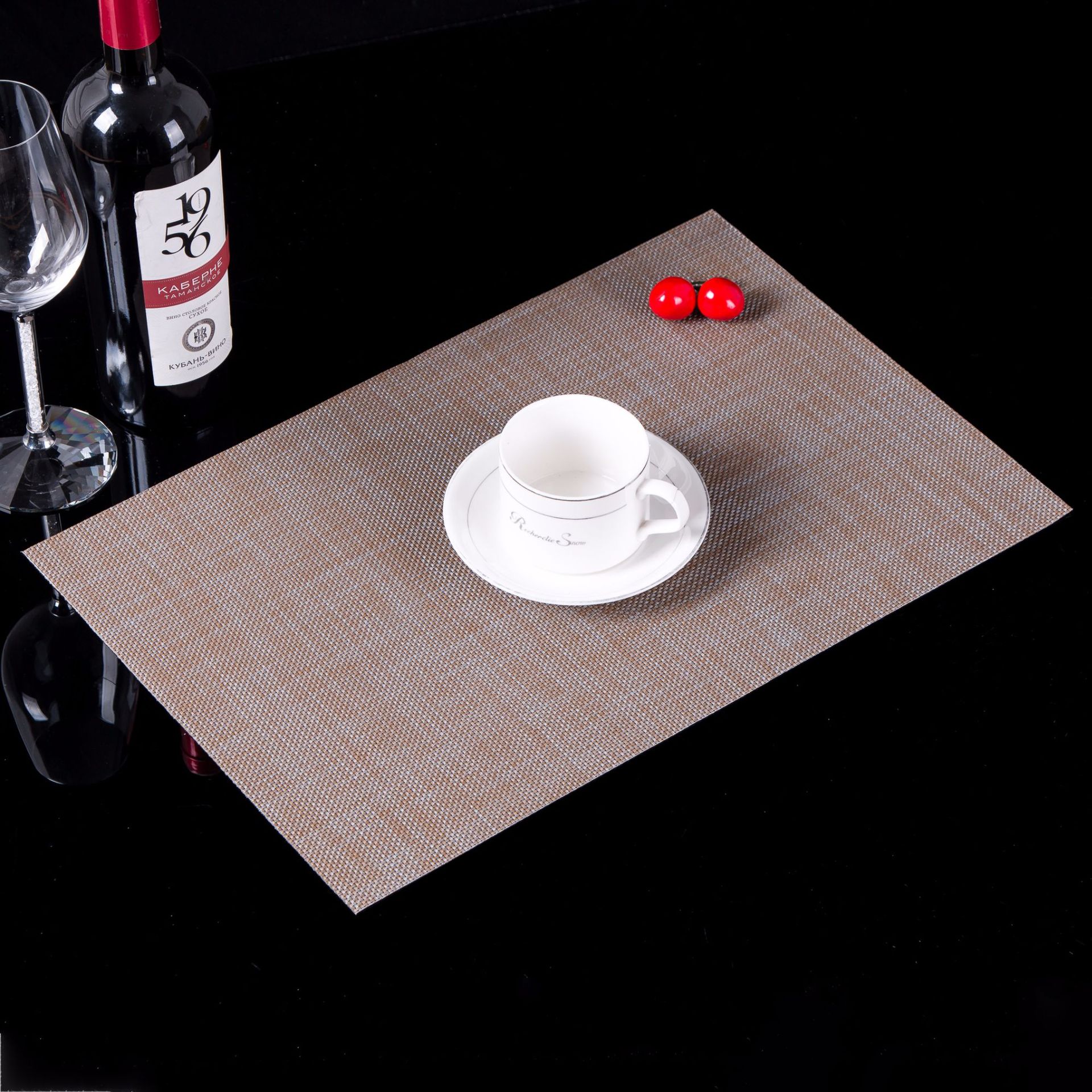Placemat PVC Japanese and European Style Table Mat Non-Slip Waterproof Wash-Free and Environmentally Friendly Heat Proof Mat Western-Style Placemat Placemat Bowl Coaster Cup Coaster Placemat PVC Japanese and European Style Table Mat Non-Slip Waterproof Wash-Free and Environmentally Friendly Heat Proof Mat Western-Style Placemat Placemat Bowl Coaster Cup Coaster