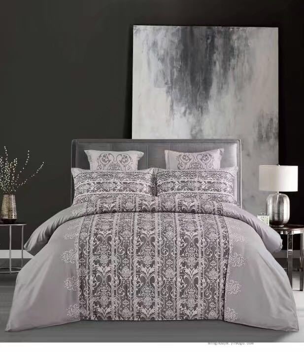 European-Style Four-Piece Bedding Set with Simple European Patterns Can Be Customized European-Style Four-Piece Bedding Set with Simple European Patterns Can Be Customized