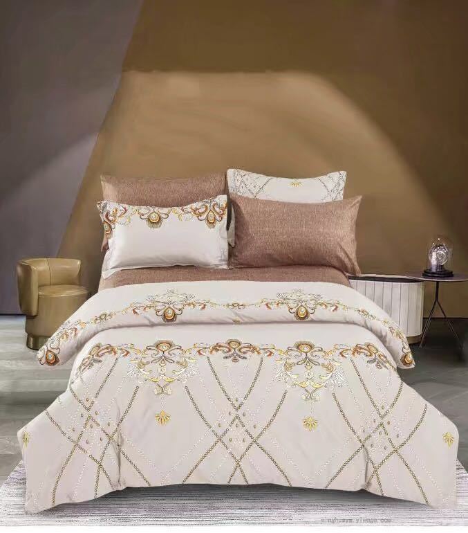 European Fashion New Four-Piece Bedding Set