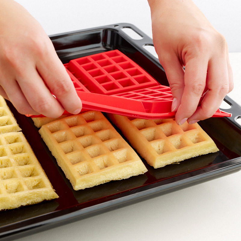 Silicone Square Waffle Cake Mold Muffin/Checkered Cake Mold Oven Baking Mold DIY Waffle Mold