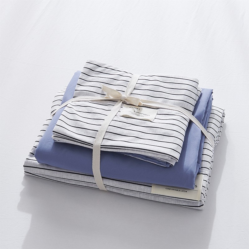 Nordic Four-Piece Bedding Set Simple Plaid Quilt Cover Bed Sheet and Pillowcase Washed Cotton