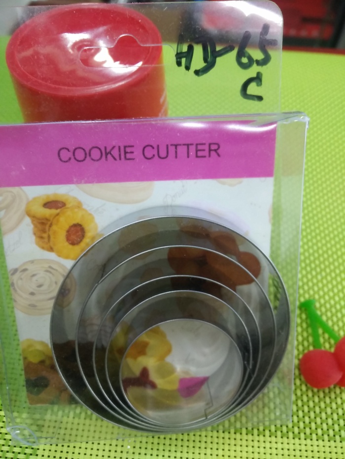 A set of 5 plum cordate rounded biscuits die DIY baking cake mold tool package