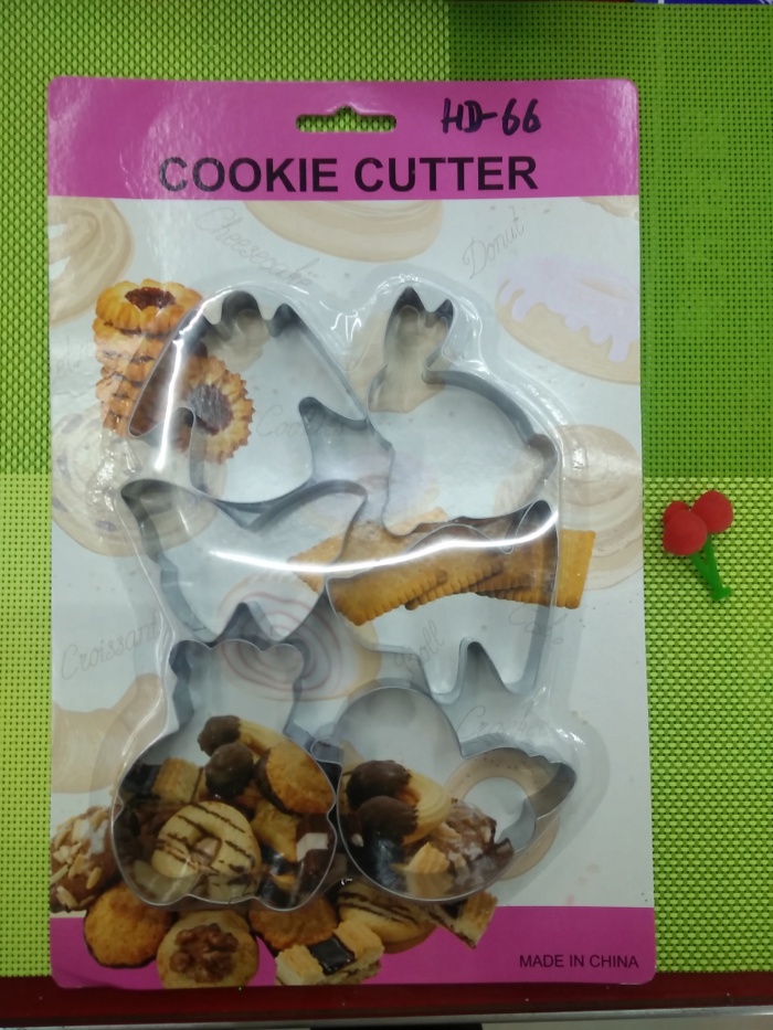 A set of 5 plum cordate rounded biscuits die DIY baking cake mold tool package