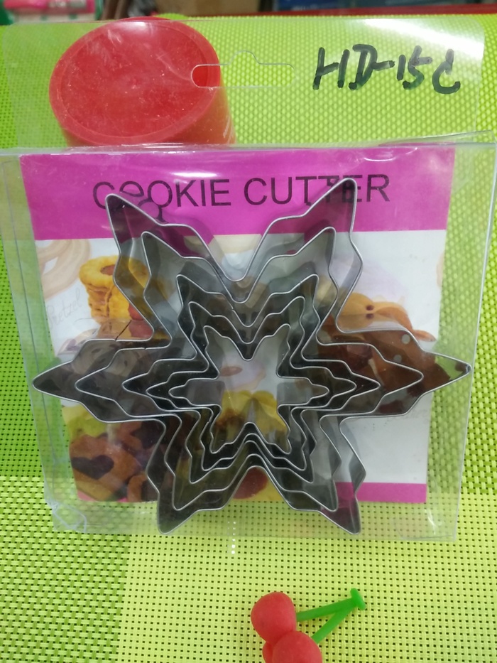 A set of 5 plum cordate rounded biscuits die DIY baking cake mold tool package