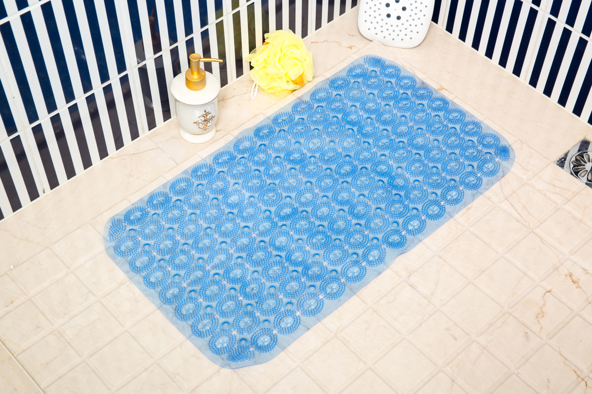 Creative design bathroom silicone non - slip pad small bath bath waterproof pad son pad manufacturers feel approved