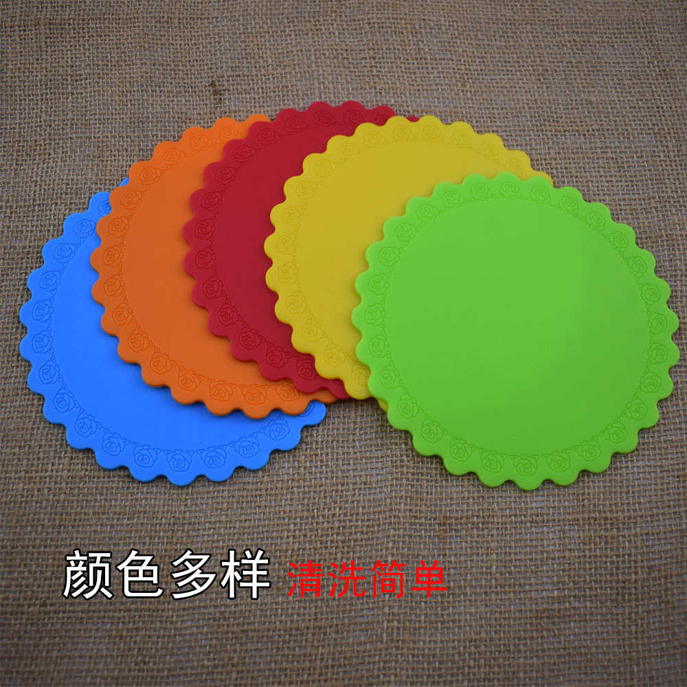 Rose Lace round Silicone Thermal Insulation Pad Coaster Anti-Scald and Anti-Slip Mat Casserole Tray Pot Bowl Coaster Dining Table Cushion