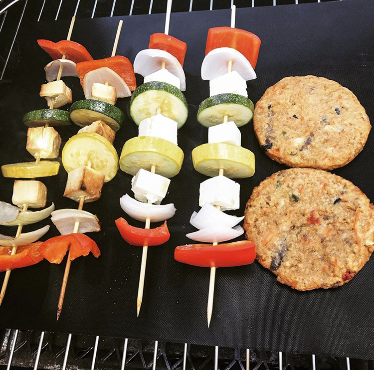 Amazon Glass Fiber Non-Stick High Temperature Resistant BBQ BBQ Mat Outdoor Baking Mat Teflon Barbecue Mat Set