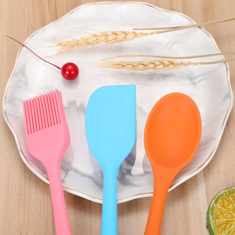 Factory Direct Sales New Creative Simple Non-Stick Kitchenware Set Baking Tool Silicone Spoon Shovel Brush 3-Piece Set