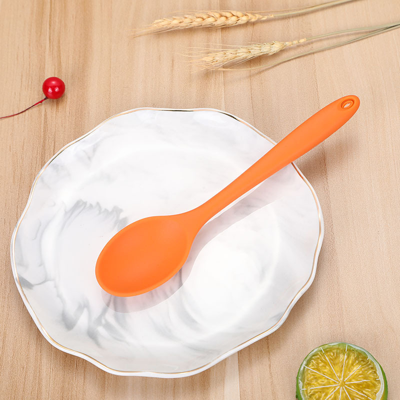 Factory Direct Sales New Creative Simple Non-Stick Kitchenware Set Baking Tool Silicone Spoon Shovel Brush 3-Piece Set