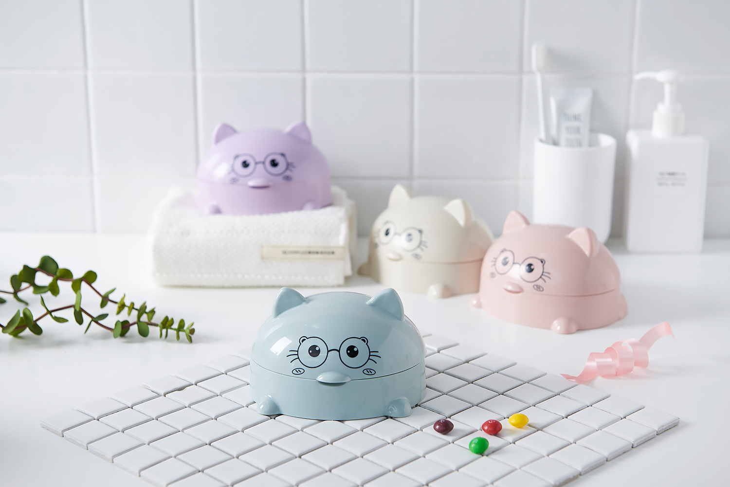 Children's Soap Dish Creative Personality Cute Soap Box Toilet with Lid Drain Storage Box Home Cartoon Soap Holder