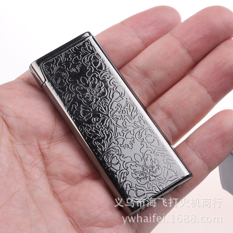 Selling HY-100 electroplating tangcao lighter wholesale metal windproof lighter Waratah wheel Selling HY-100 electroplating tangcao lighter wholesale metal windproof lighter Waratah wheel