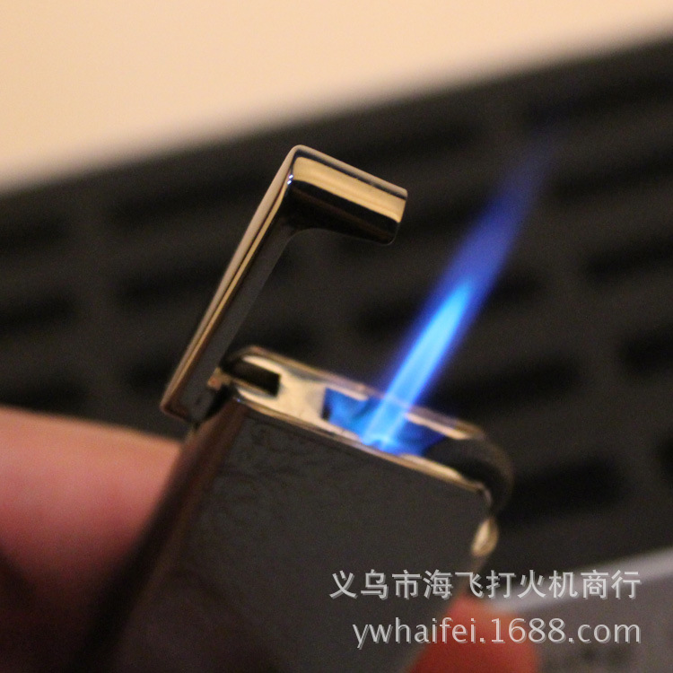 Selling HY-100 electroplating tangcao lighter wholesale metal windproof lighter Waratah wheel Selling HY-100 electroplating tangcao lighter wholesale metal windproof lighter Waratah wheel