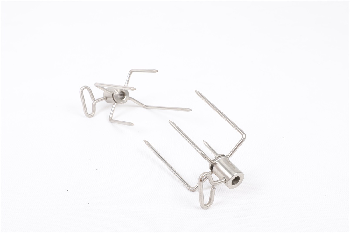 Stainless Steel BBQ Fork Multi-Function Electroplated Baking Fork Four-Claw Outdoor Barbecue Accessories Stainless Steel BBQ Fork Multi-Function Electroplated Baking Fork Four-Claw Outdoor Barbecue Accessories