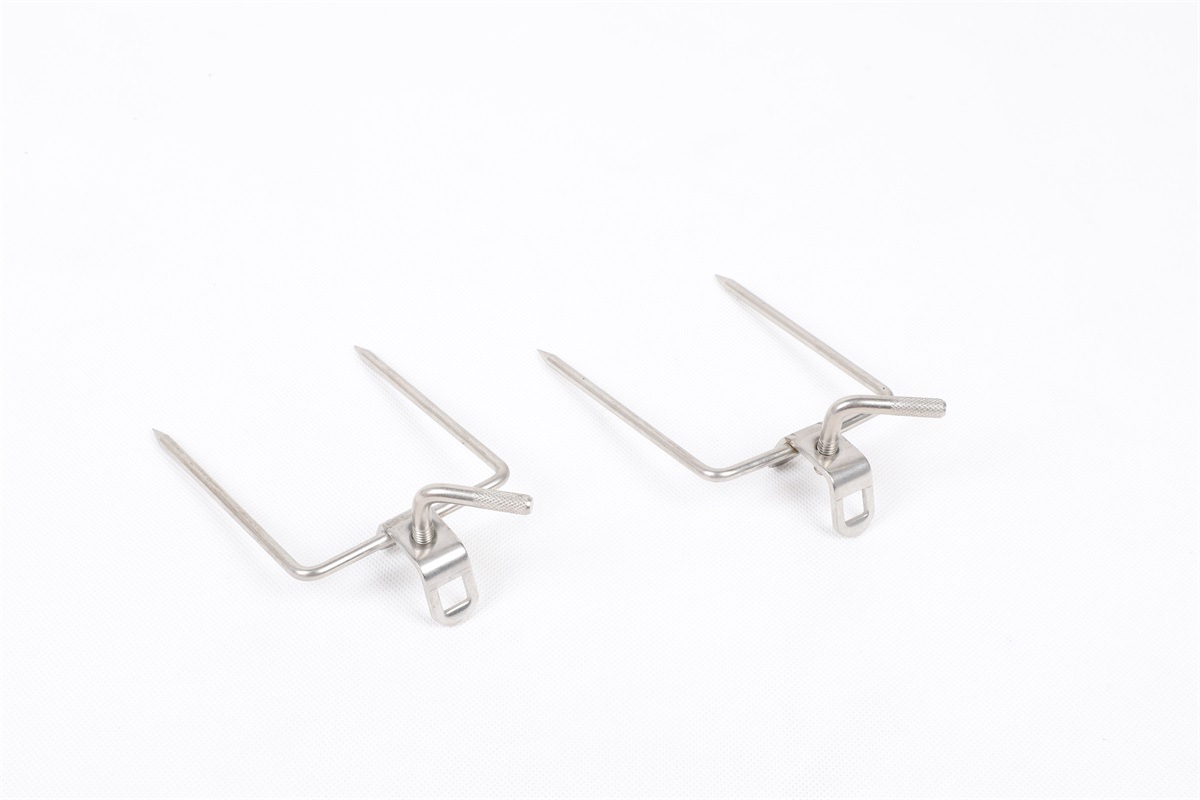 Stainless Steel BBQ Fork Multi-Function Electroplated Baking Fork Four-Claw Outdoor Barbecue Accessories Stainless Steel BBQ Fork Multi-Function Electroplated Baking Fork Four-Claw Outdoor Barbecue Accessories