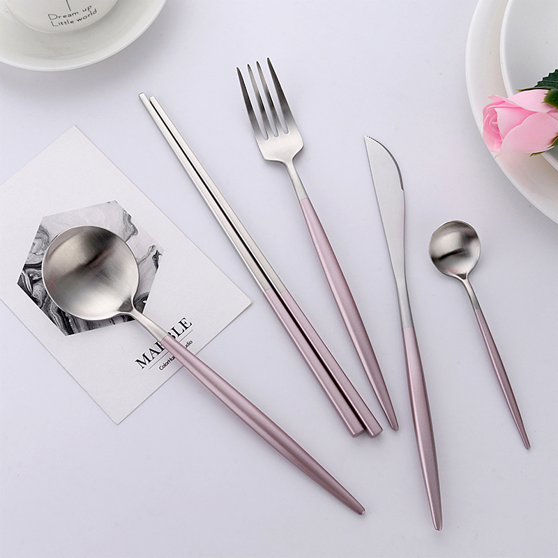 SOURCE Factory Exquisite Matte Brushed Tableware Set Portugal round Handle Tableware Set Pack 304 Stainless Steel Knife, Fork and Spoon