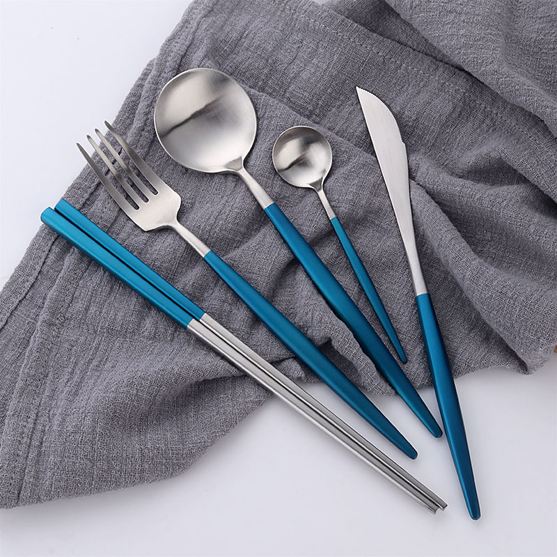 SOURCE Factory Exquisite Matte Brushed Tableware Set Portugal round Handle Tableware Set Pack 304 Stainless Steel Knife, Fork and Spoon