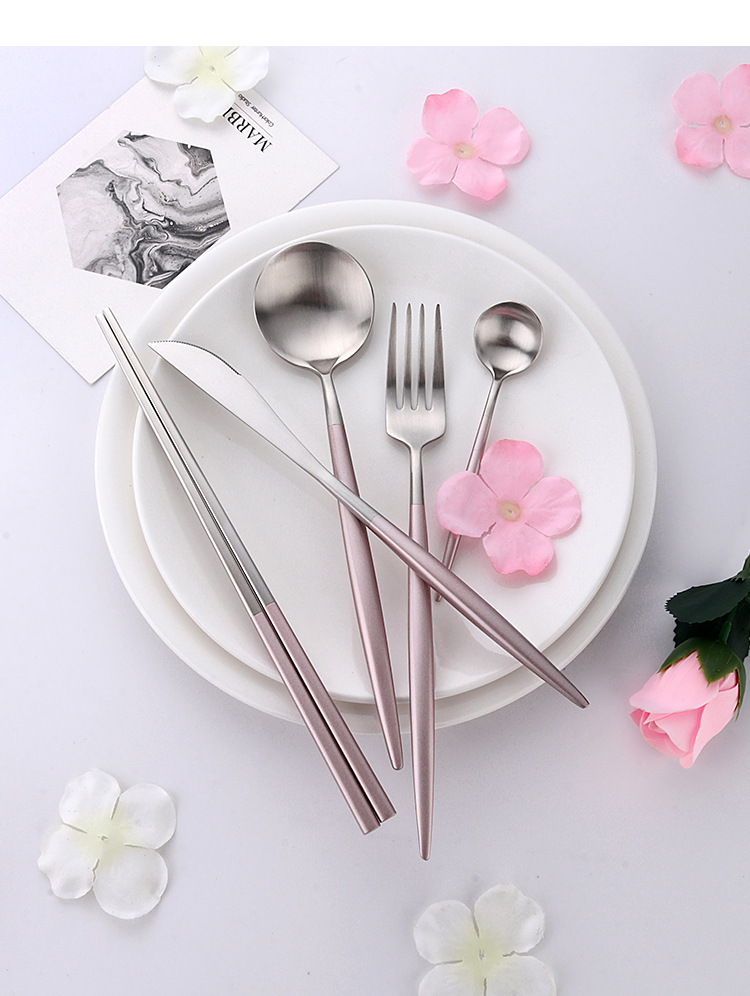 SOURCE Factory Exquisite Matte Brushed Tableware Set Portugal round Handle Tableware Set Pack 304 Stainless Steel Knife, Fork and Spoon