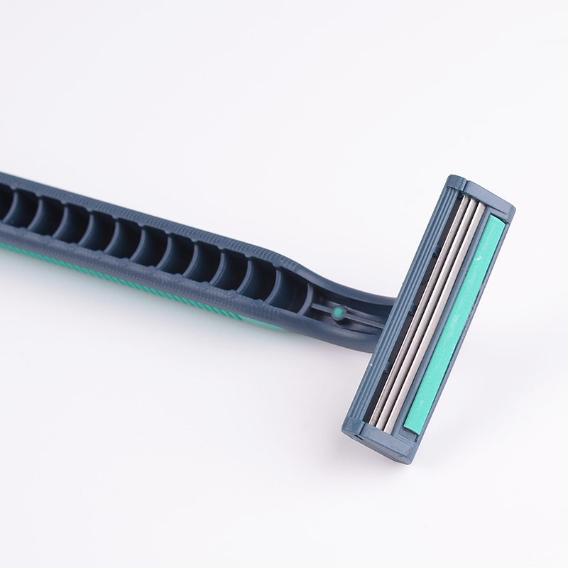 Max Hot Sale Factory Direct Men&#039;s Three-Layer High Quality Stainless Steel Disposable Manual Shaver Shaver Hanging Card