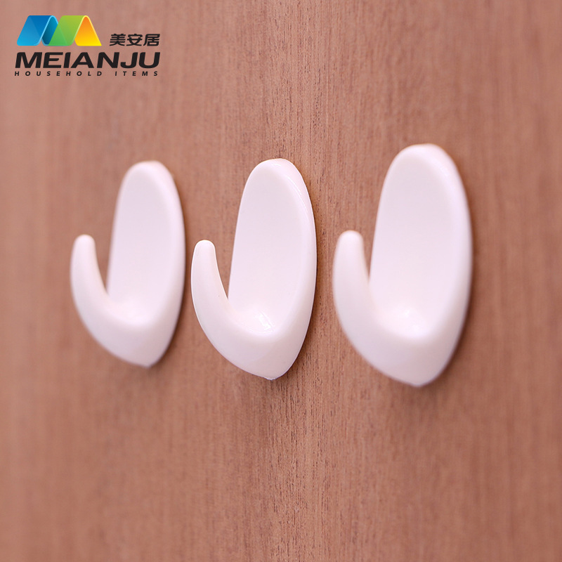 019 Strong adhesive hook small plastic hook in bulk White Yiwu Household Goods manufacturers direct sale batch