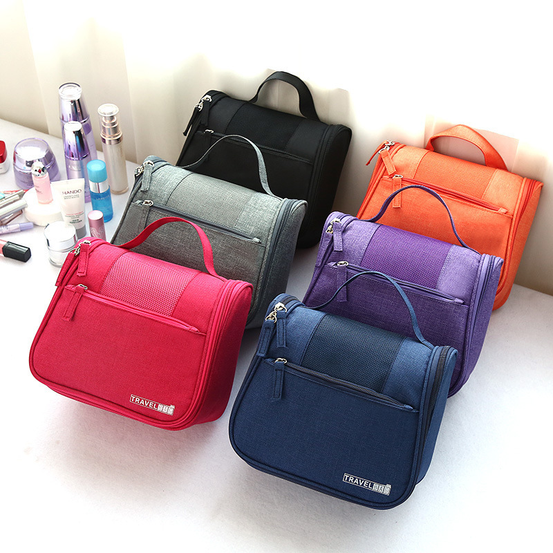A new men&#039;s and women&#039;s home travel cosmetics collection hook wash bag