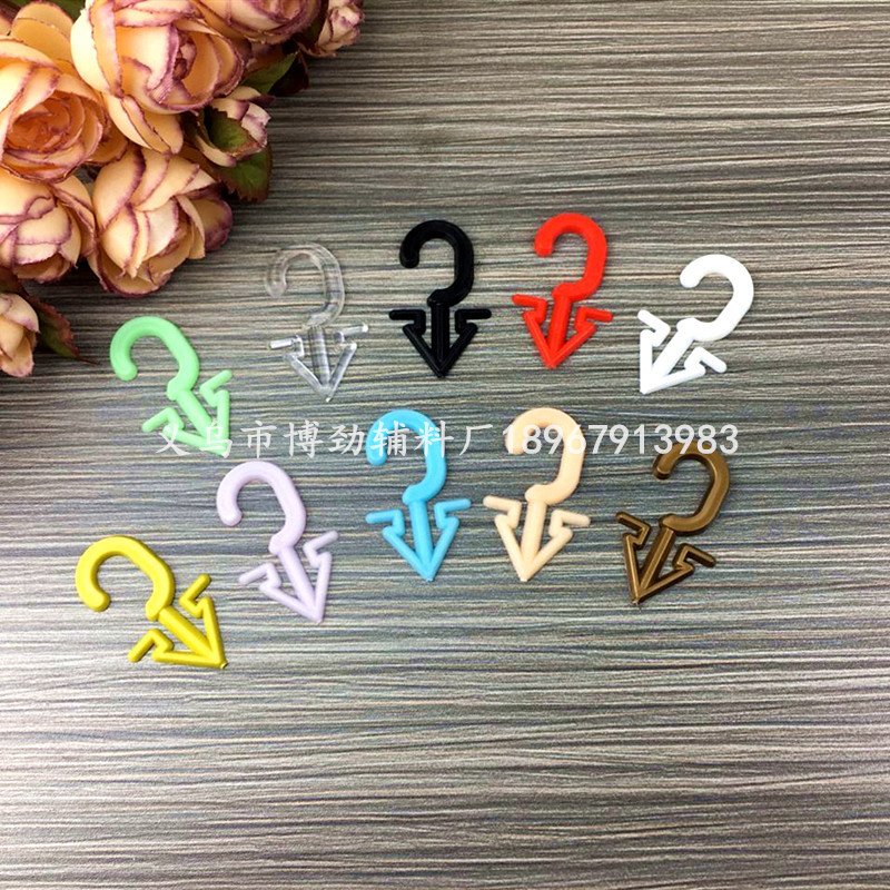 Spot Plastic sock triangle hook, Point hook, Tag hook, Underpants glove package, Paper card hook, sock hook Spot Plastic sock triangle hook, Point hook, Tag hook, Underpants glove package, Paper card hook, sock hook