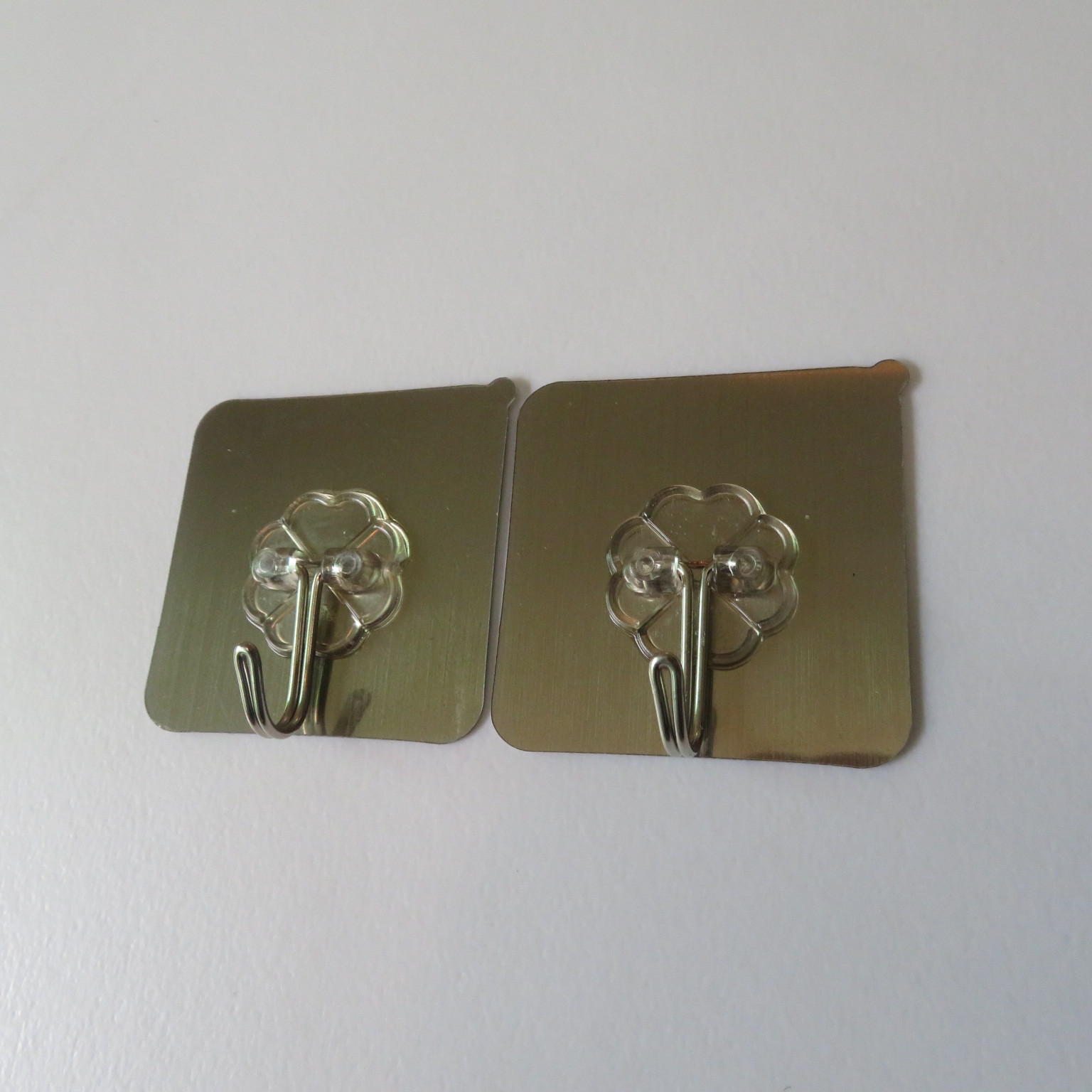 The Six centimeters brushed silver hook small hook strong adhesive hook taobao express magic stick hook factory The Six centimeters brushed silver hook small hook strong adhesive hook taobao express magic stick hook factory