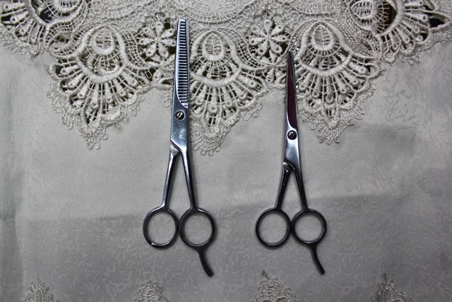 Kaibo factory all steel hair scissors, stainless steel scissors cutting scissors KB766 plastic suction gift box