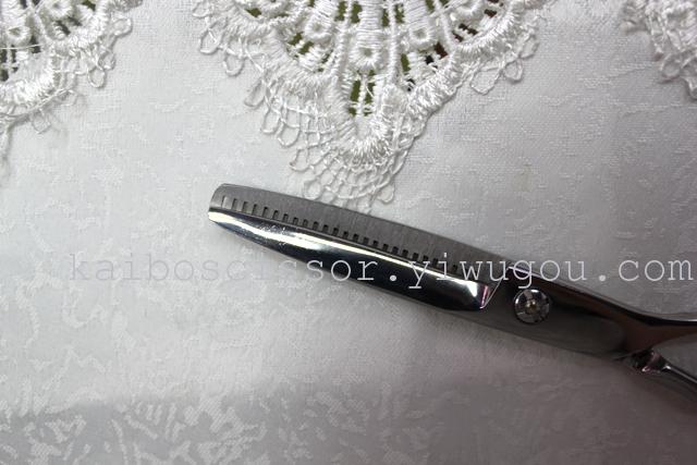 Kaibo factory all steel hair scissors, stainless steel scissors cutting scissors KB766 plastic suction gift box