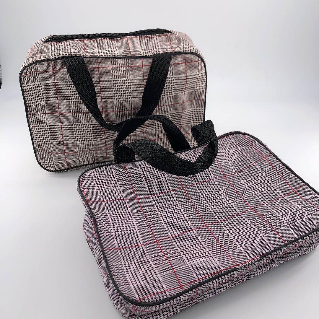 Factory Direct Sales Cosmetic Bag Women&#039;s Wash Bag Bath Bag Convenient Handbag Travel Storage Bag Can Also Be Customized with Samples