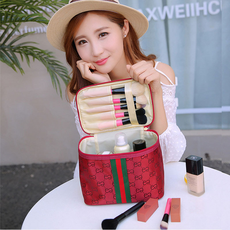 Korean Style New Portable Cosmetic Bag Large Capacity Storage Bag for Women Travel Cosmetic Case Simple Wash Bag Wholesale
