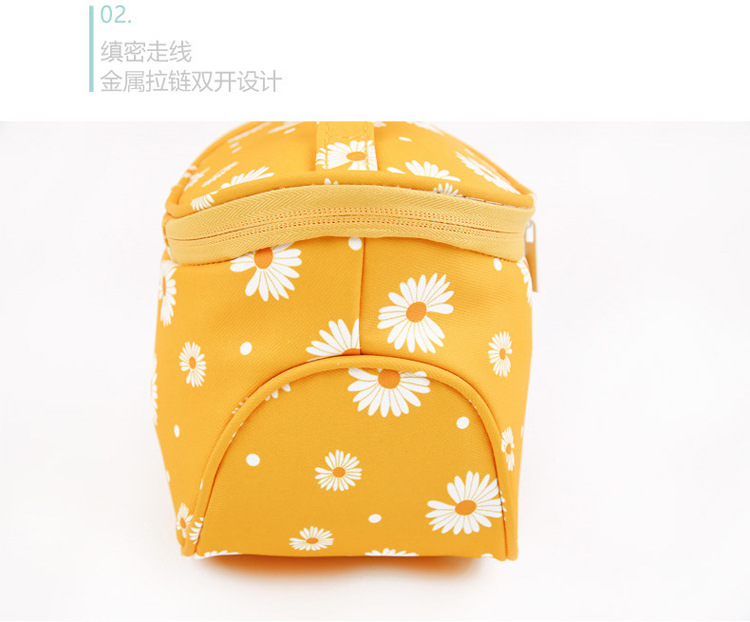 2020 New Korean Style Little Daisy Printing Storage Bag Plain Large Capacity Portable Portable Toiletry Bag Female Cosmetic Bag 2020 New Korean Style Little Daisy Printing Storage Bag Plain Large Capacity Portable Portable Toiletry Bag Female Cosmetic Bag