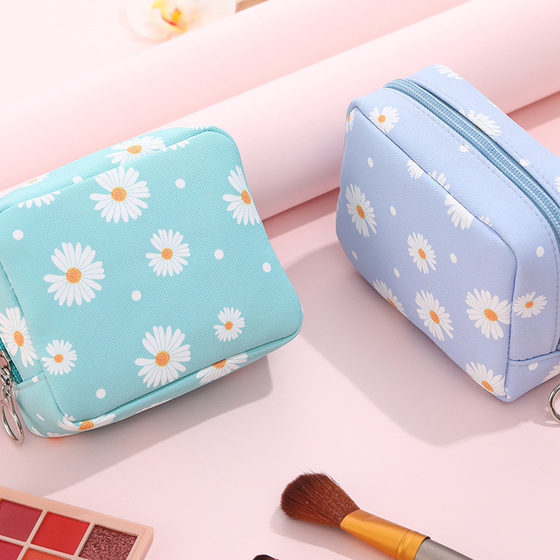 Sanitary Pads Sanitary Napkin Storage Bag Large Capacity Cosmetic Bag Girl Heart Student Online Red Convenient Physiological Period Sanitary Napkin Bag