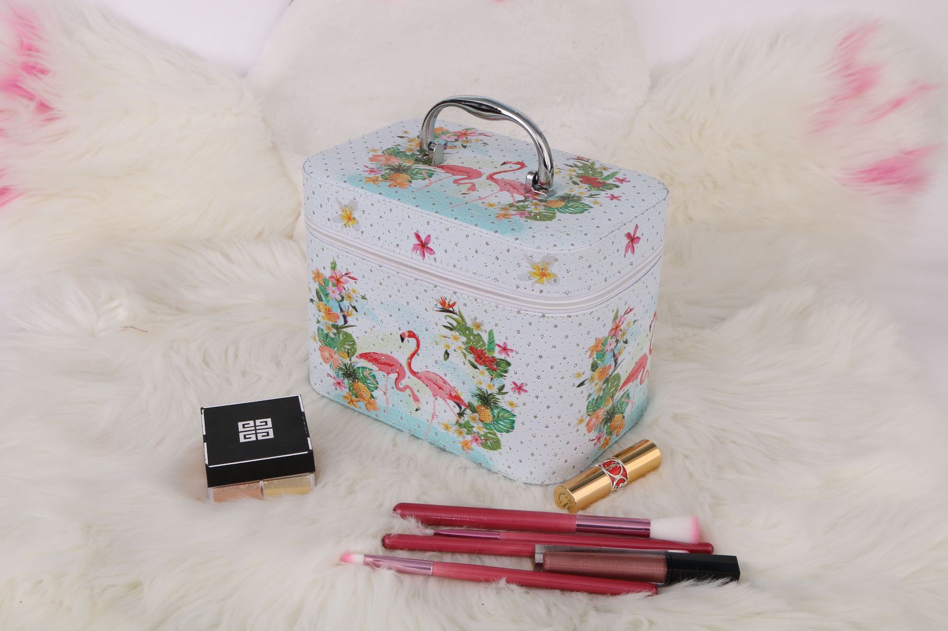 Portable Cosmetic Case Cute Internet Celebrity Same Wash Bag Personality Large Capacity Travel out Storage Bag Dresser Portable Cosmetic Case Cute Internet Celebrity Same Wash Bag Personality Large Capacity Travel out Storage Bag Dresser
