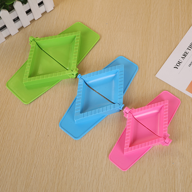 Square Kitchen Household Plastic Dumpling Making Artifact Creative Shape Manual Pinch Dumplings Clip Dumpling Mold