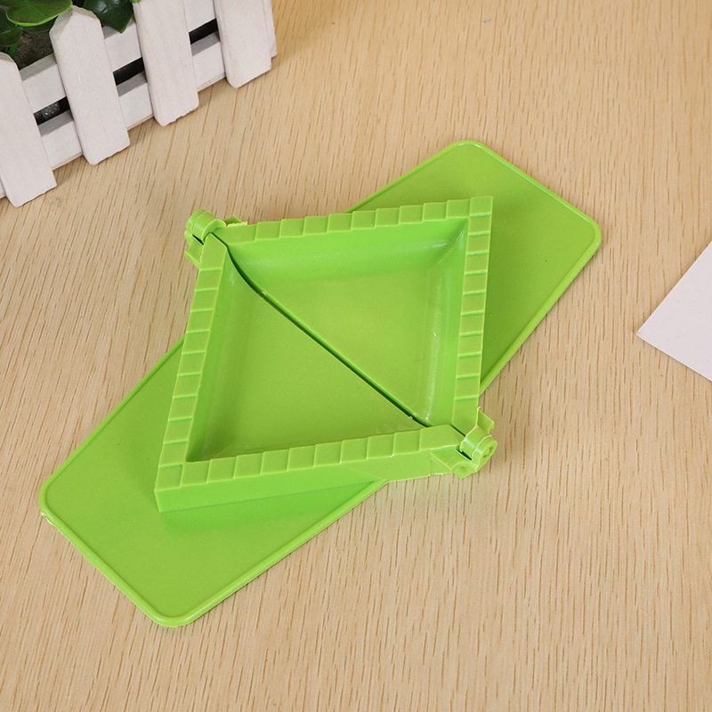Square Kitchen Household Plastic Dumpling Making Artifact Creative Shape Manual Pinch Dumplings Clip Dumpling Mold