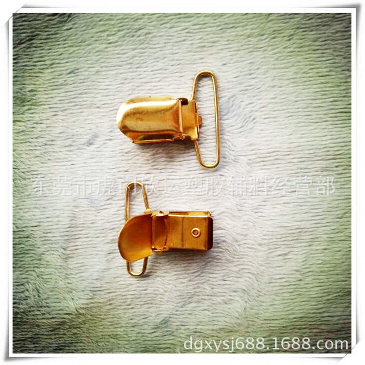 Xinyun Spot Supply Black Plastic Certificate Clipped Button Factory Tag Plastic Clip Tag Badge Socks Clipped Button