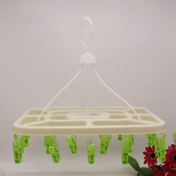 Baby clothes rack children&#039;s underwear multi-function plastic clip hook circular household windproof clothes rack