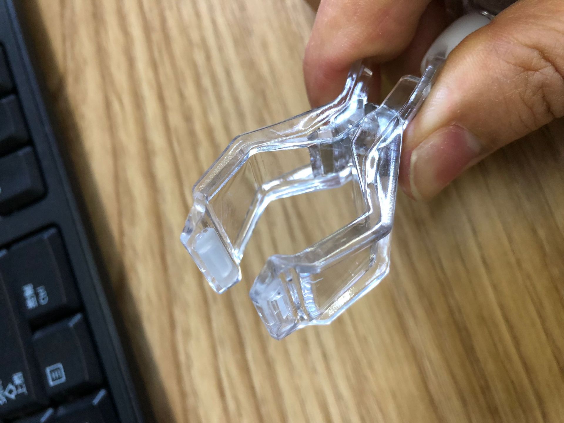 Plastic Clip Pop Advertising Clip Explosion Sticker Transparent Clip Supermarket Shelf Clip Price Tag Clip Double-Headed Clip Plastic Clip Pop Advertising Clip Explosion Sticker Transparent Clip Supermarket Shelf Clip Price Tag Clip Double-Headed Clip