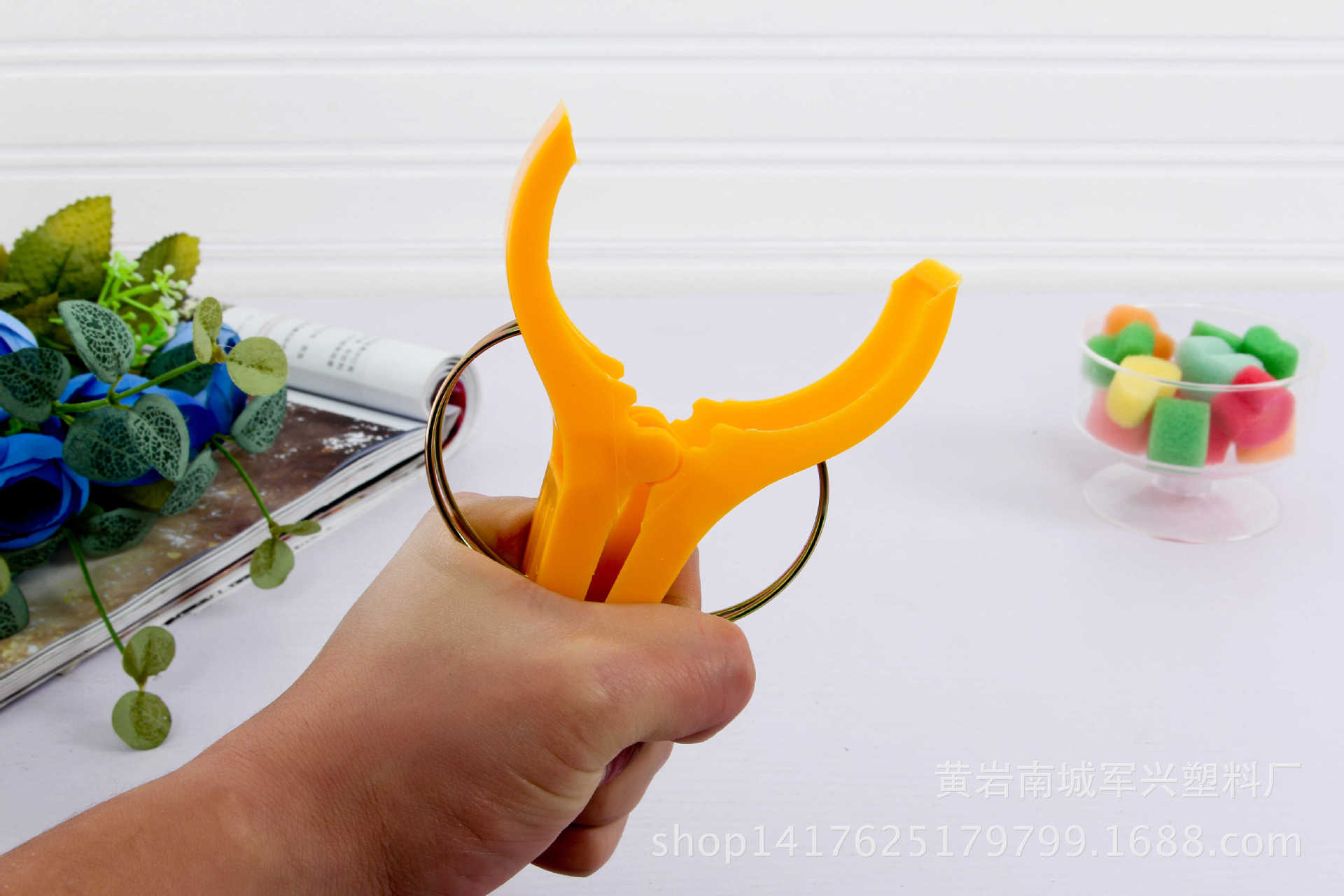 plastic clip Thick Plastic Clip Color Large Clothespin Large Plastic Household Cotton Quilt Clip
