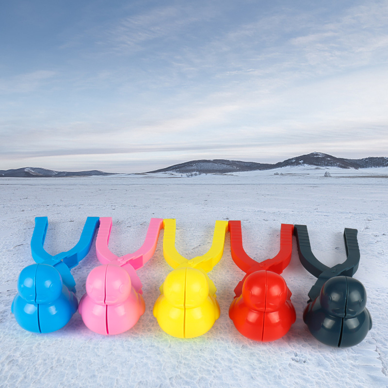 Outdoor Snow Toy Big Duck Snowball Clip Snowman Snow Clip Snowball Fight Toy Plastic Clip Snow Device Love Snow Clip