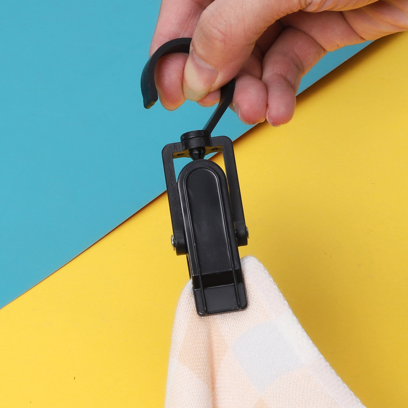 360 degrees Rotating Supermarket Plastic Clip Hook Clothes Hat Clip plastic clip
