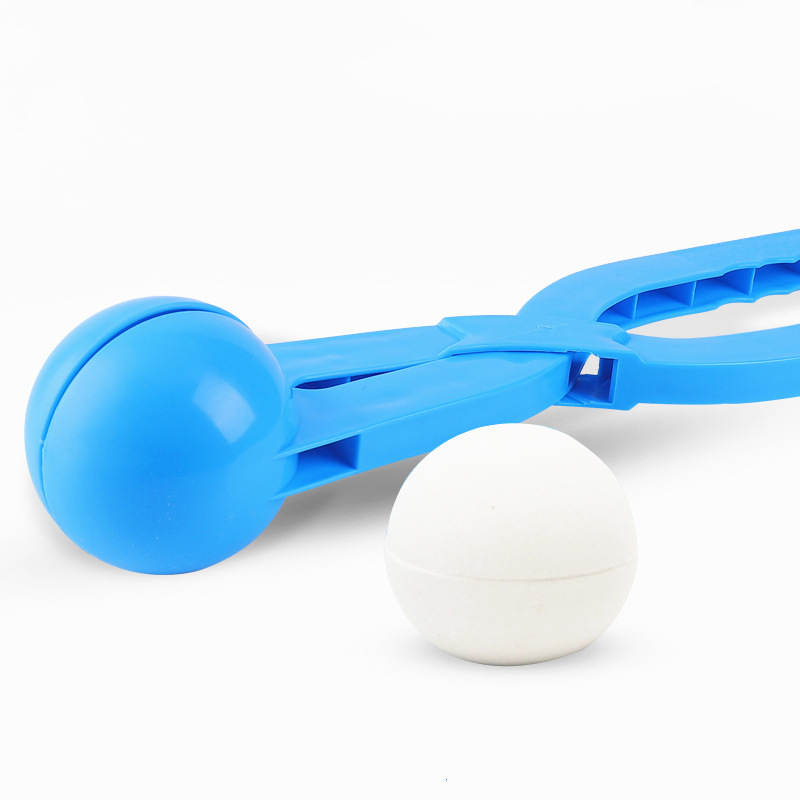 Winter Outdoor Snowball Fight Toys Large Thickened Snowball Clip Plastic Clip Snowplayer Snow Playing Tools Whole