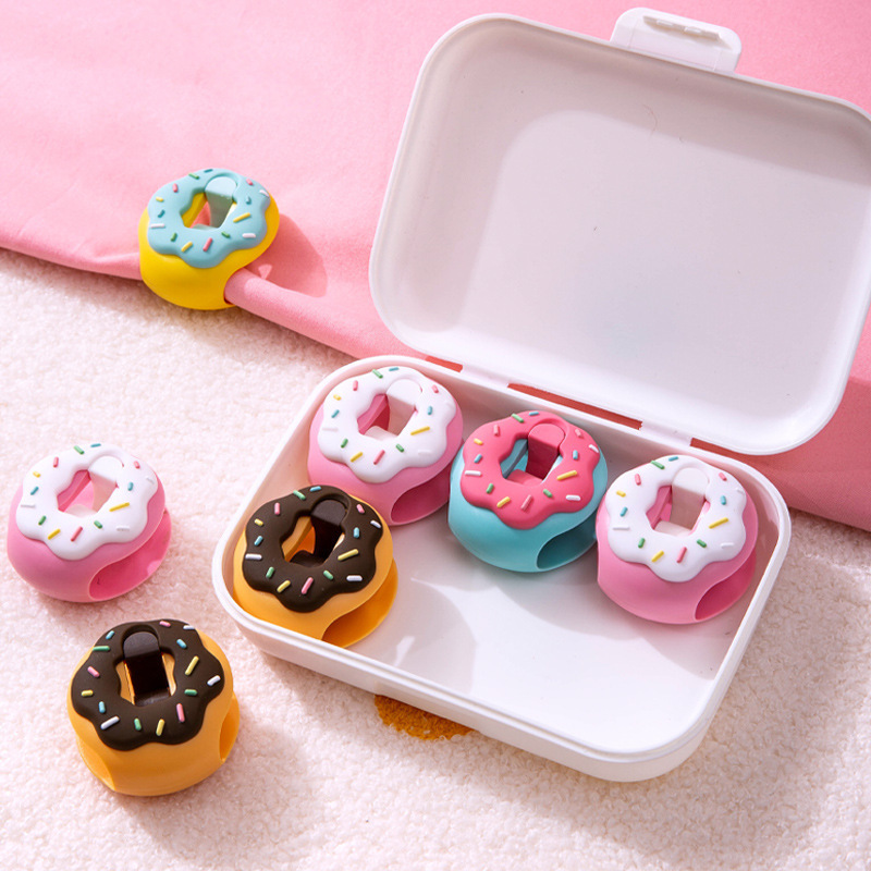 New Donut Quilt Holder Needle-Free Anti-Slip Quilt Cover Sheet Fixing plastic clip