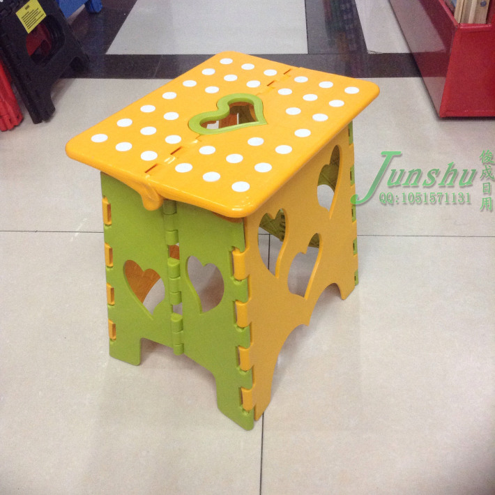 Plastic folding stool stool stool love portable leisure fishing stool