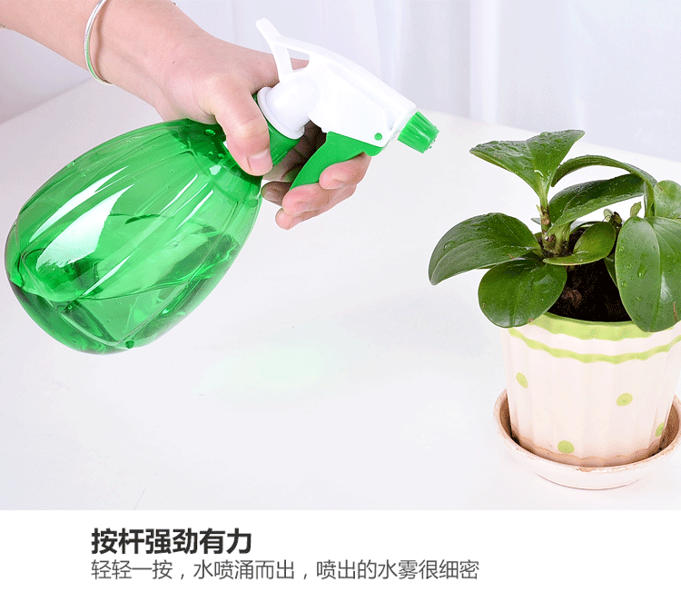 Factory Direct Supply Hand Pressure Adjustable Gardening Candy Color Sprinkler Sprinkling Can Watering Sprayer Small Sprinkling Can