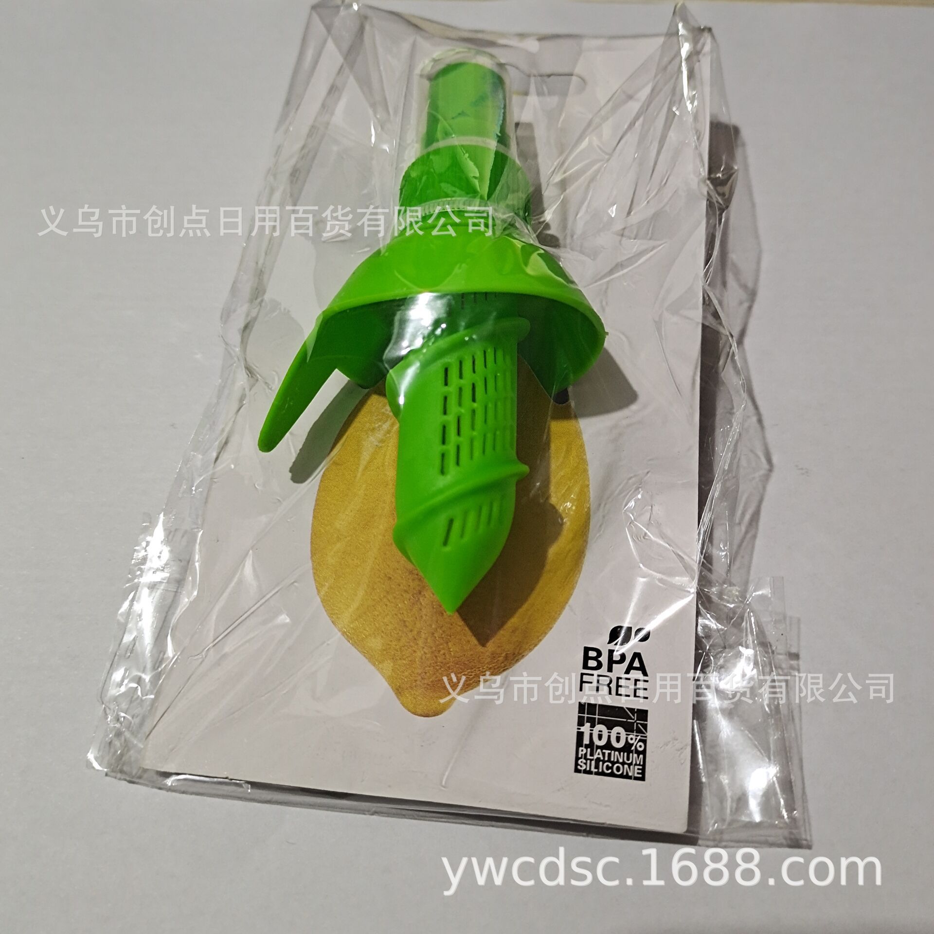 Factory Fruit Lemon Sprayer Manual Fruit Juice Sprayer Lemon Juicer 1 Pack 19G