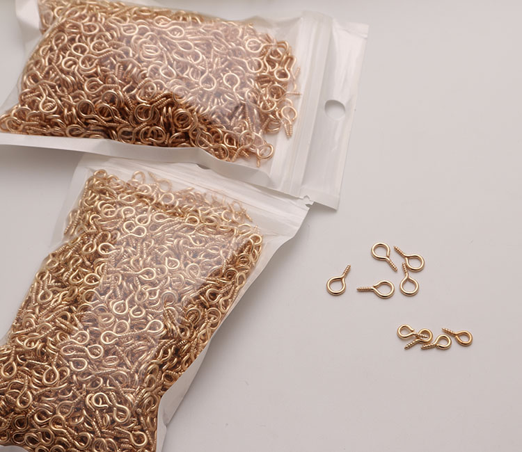 The factory supplies various specifications Sheep Eye Nails gold iron sheep eye ring screw hook lobster toy doll Accessories