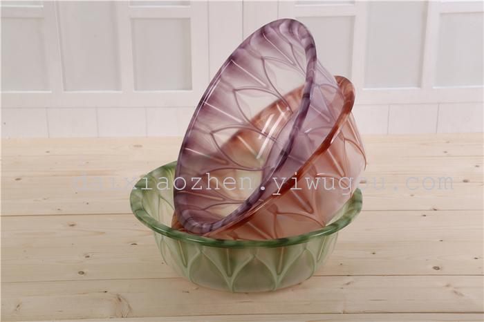 The plastic washbasin transparent basin laundry box washes the foot box high imitation jade plastic washbasin.