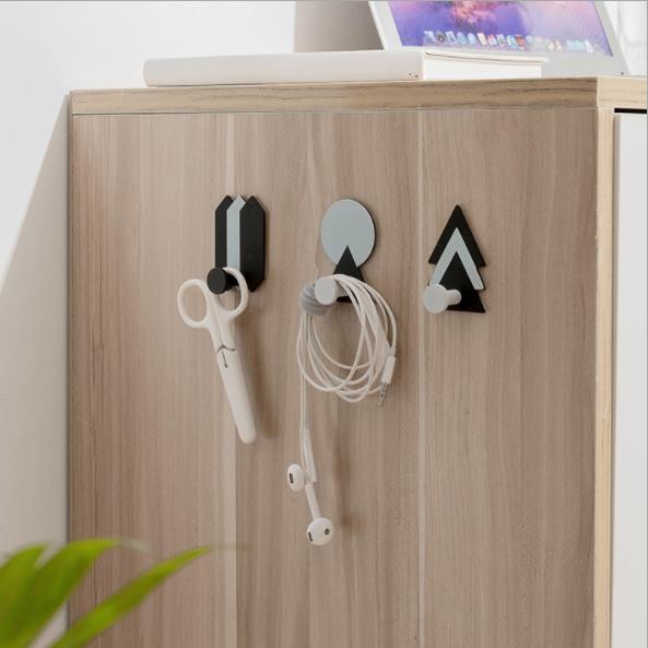 Nordic Style Ins Iron Geometric Hook Kitchen and Bathroom Seamless Sticky Hook Creative Punch-Free Kitchen Bathroom 